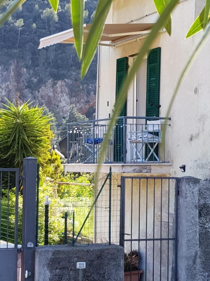 Apartmán Mini Ca Del Borgo Finale Ligure Exteriér fotografie